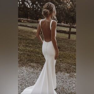 Grace Loves Lace Martini Wedding Dress
 
Size: Small